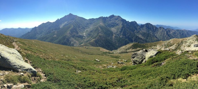 15 muntagne corse ch'ellu ci vole à fà