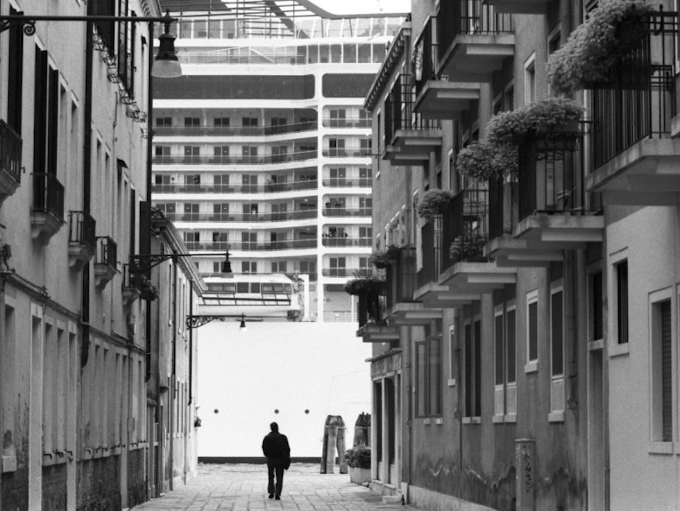 I battelloni chì inguffiscenu à Venezia