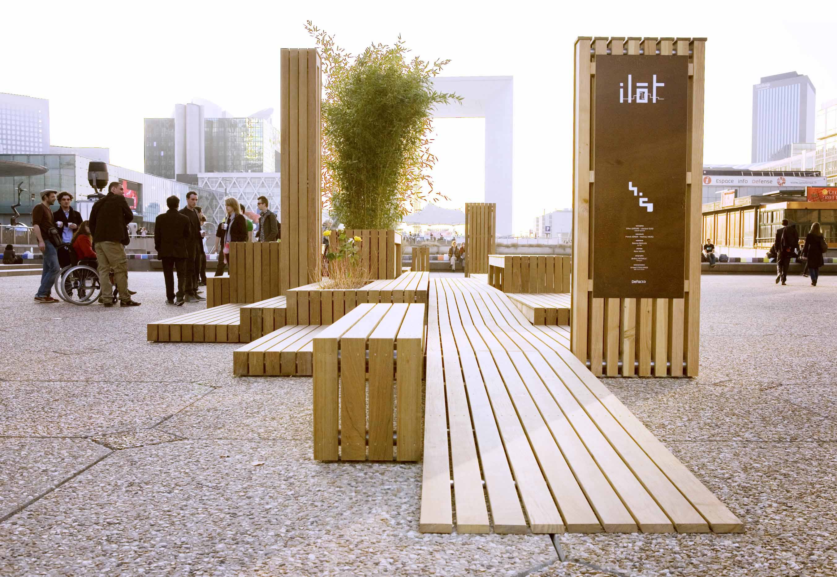 Mobilier urbain en bois