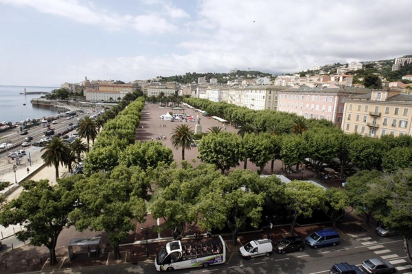 Place Saint-Nicolas, la fierté de Bastia