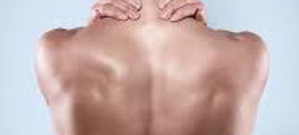 La dyskinésie scapulaire augmente de 43% le risque de douleur à l'épaule chez les athlètes asymptomatiques : une revue systématique et une méta-analyse