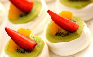 Pavlova Kiwi and Strawberry