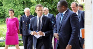 Macron au Sénégal pour défendre ses priorités, climat et éducation