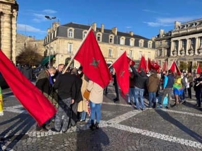 Extrême violence des nervis polisariens contre des manifestants Marocains et amis du Maroc à Bordeaux (France)