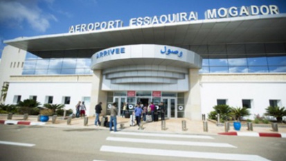 Llega a Esauira el primer vuelo directo desde Bruselas con MRE y turistas a bordo