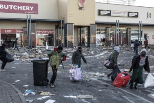 Afrique du Sud: craintes de pénuries au 6e jour de violences