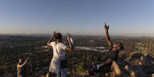 Afrique du sud: de la disco dans le casque pour chasser le blues post-confinement