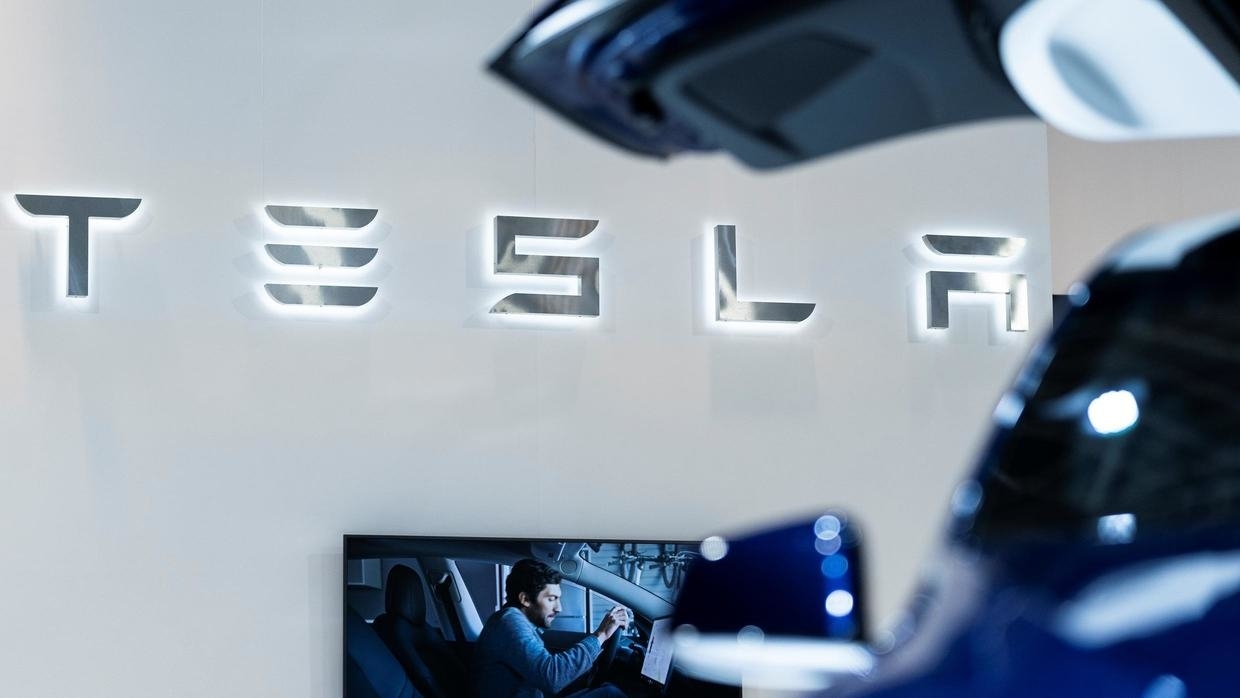 Tesla: de 0 à 100 milliards en moins de 17 ans