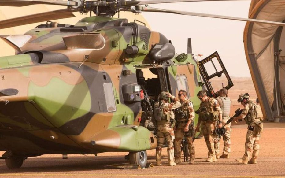 Sahel: Al-Qaïda revendique l'attentat suicide qui a blessé six soldats français