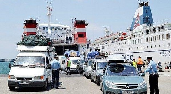 Le Maroc calfeutre les ports et aéroports espagnols