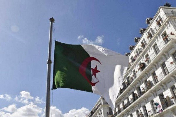 Algérie: Un parti d'opposition dénonce une fermeture complète de la scène politique