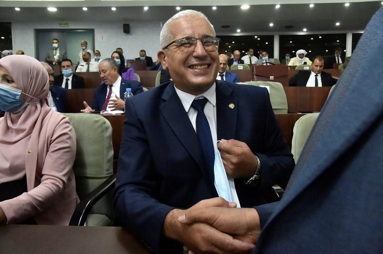 Algérie: avec la nouvelle assemblée en place, le pouvoir se consolide