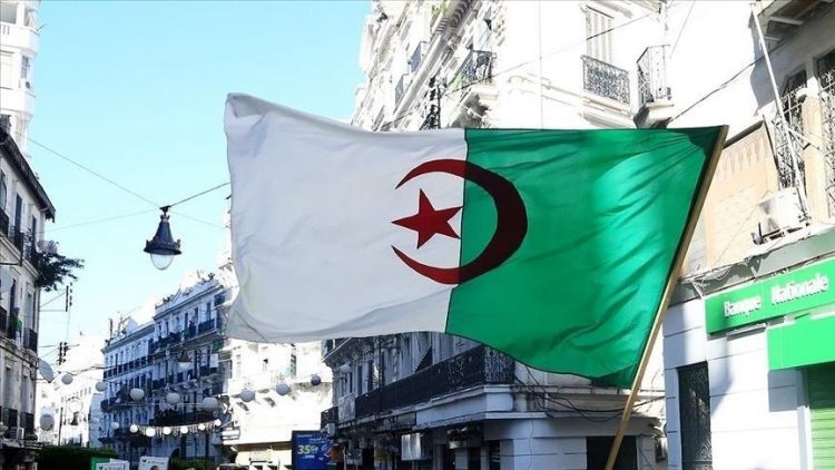 Une "véritable guerre" est menée contre les libertés fondamentales en Algérie (collectif de partis)