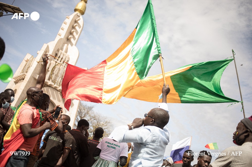Les Maliens manifestent massivement contre les sanctions ouest-africaines