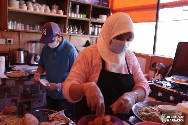 Une initiative communautaire britannique à Marrakech servira le 50 000e repas gratuit