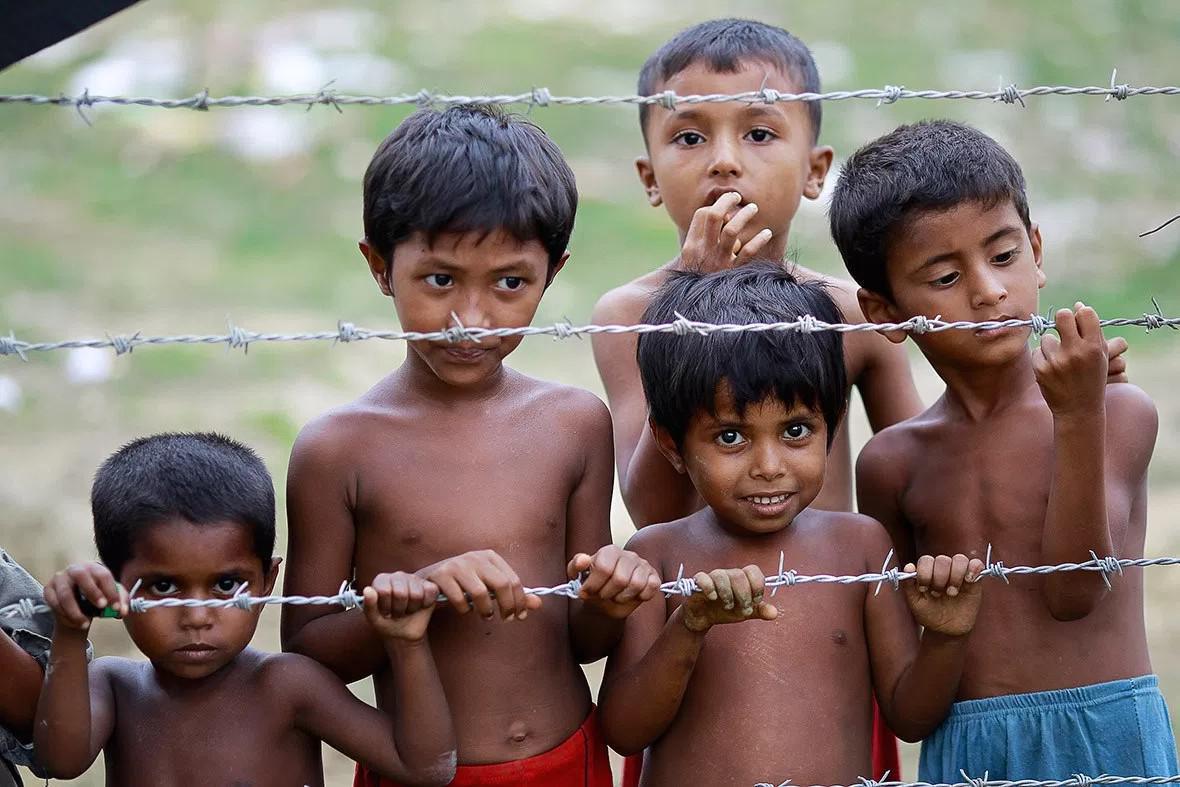 Shahriar Alam: Les aides marocaines aux Rohingya, attendent à l’aéroport de Chittagong