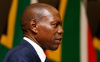 Afrique du Sud: important remaniement, départ du ministre de la Santé accusé de corruption