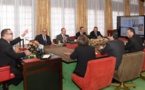 Le Roi Mohammed VI préside une réunion consacrée au Plan solaire NOOR