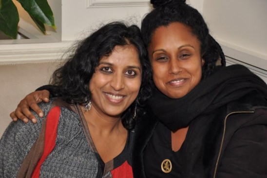 Susheela et moi avant l'interview(photo prise par Ganga d'Inde à Paris)