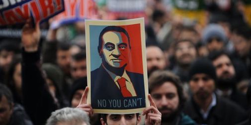 Manifestations anti Moubarak à Istanbul ( Photo : AFP )