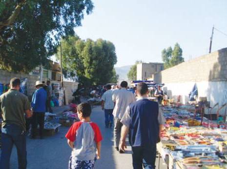 Le marché de Tazmalt fermé (PH : Siwel)