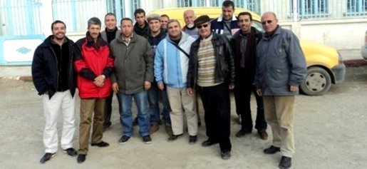 Une délégation du MAK avec des militants autonomistes de Sétif. Ph/Tamurt