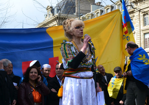 France: La ministre kabyle, Sakina Ait Ahmed, réagit à une réforme qui discrimine les langues amazighes