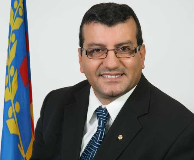 M. Tahar Ait Abdeslam, ministre de l'Economie et du Développement durable au sein du Gouvernement provisoire kabyle en exil (PH/SIWEL)