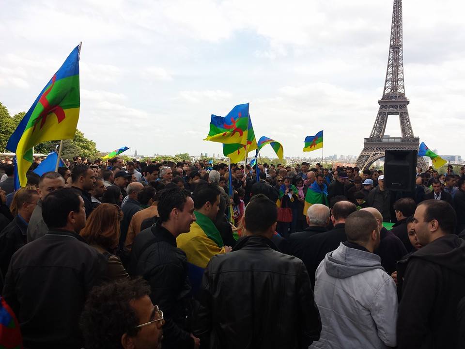 Rassemblement des Kabyles pour l'autodétermionation de la Kabylie sur le Parvis des Droits de l'homme à Paris ce 20/04/2014 (PH/Naravas)