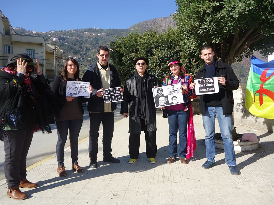 Rassemblement de solidarité avec Charlie Hebdo en Kabylie (PH/DR)