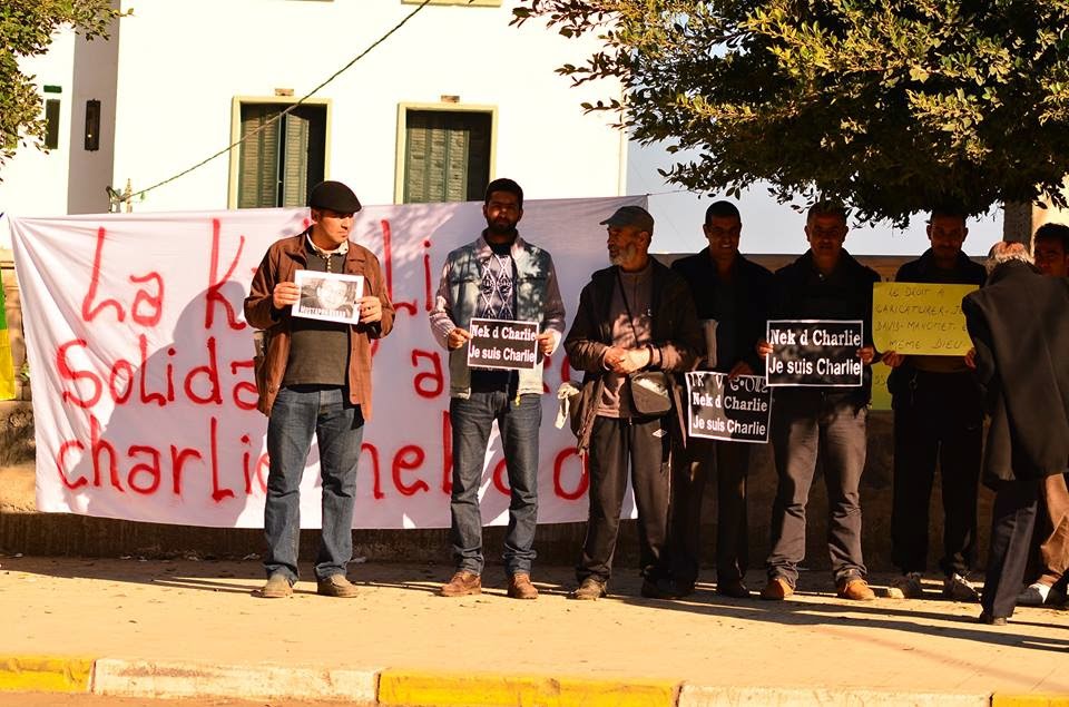 Rassemblement de solidarité avec Charlie Hebdo en Kabylie (PH/DR)