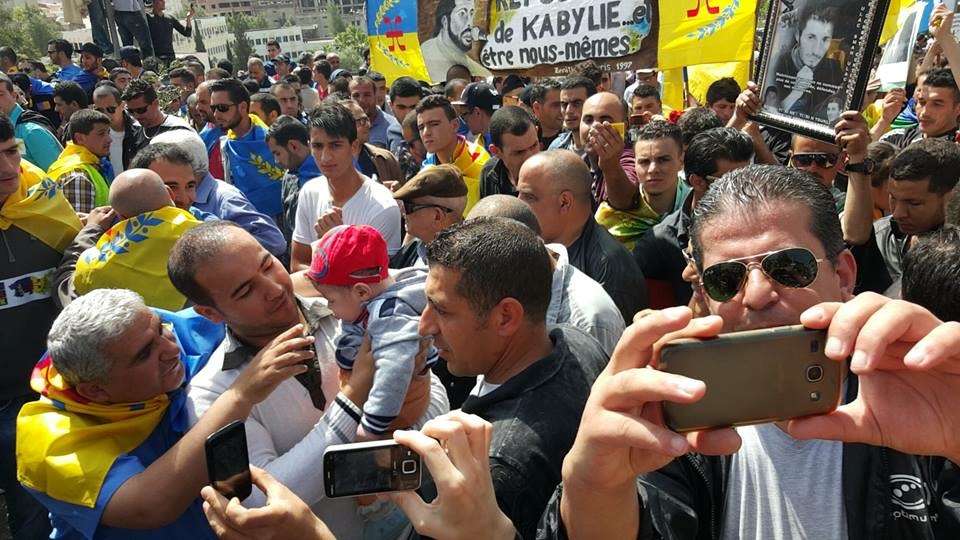  20 avril 2016 : Le triomphe du MAK  ou « l’acte fondateur d’un troisième printemps, celui de la liberté du peule kabyle »