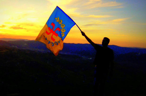 La liberté est le privilège de la Kabylie, contribution de Boualem Afir