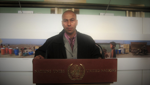 Hocine Azem à la tribune de la Conférence Mondiale contre le racisme au Siège des Nations-Unies à Genève en Suisse (PH/DR)