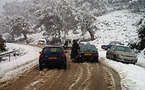 Vgayet : plusieurs routes coupées par les amoncellements de neige