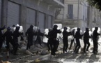 Risque d'émeutes à At-Dwala : La police algérienne matraque les citoyens kabyles