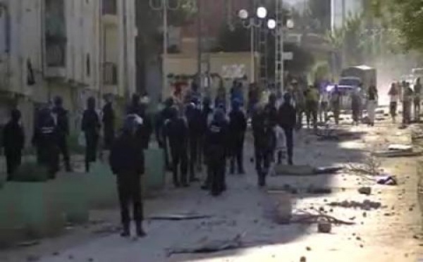 Législatives algériennes : forte abstention et émeutes en Kabylie