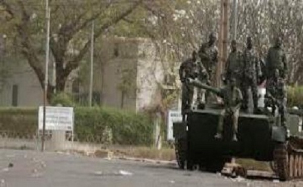 Azawad : l'Armée malienne massacre des Touaregs 