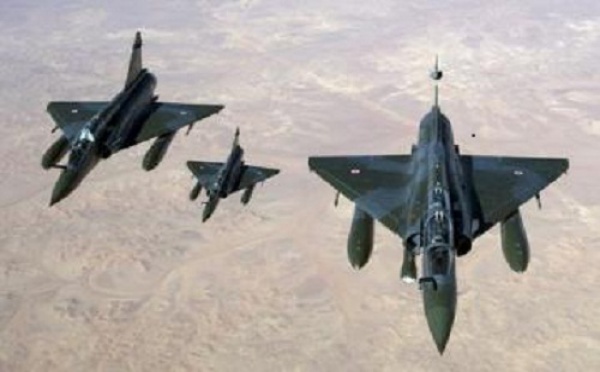 Survol de l’espace aérien algérien par les avions français : le jeu trouble d’Alger