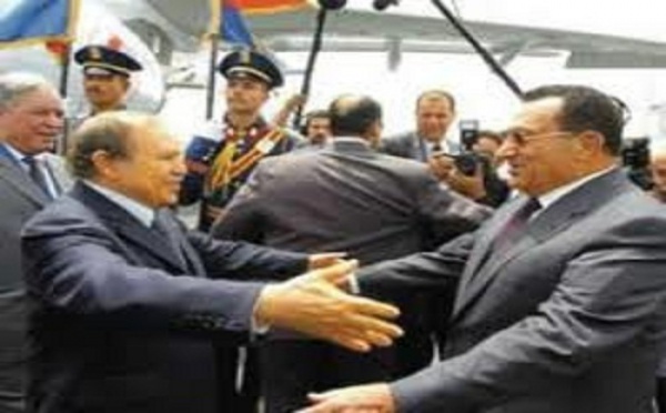 Diplomatie : L'ambassadeur d'Egypte traite les Algériens " de violents "