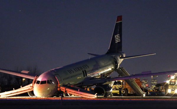 Décollage avorté d'un avion de l'US Airways à l'aéroport de Philadelphie