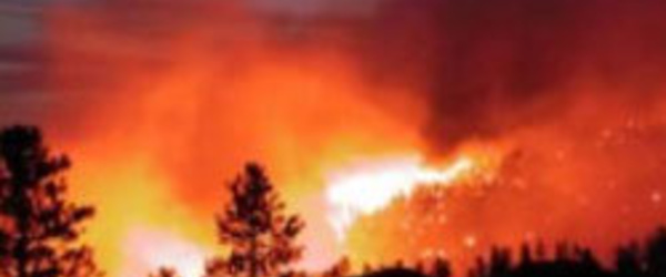 Suite à un incendie ravageur: les villageois de Badis ferment le siège de l’APC de Tizi-Ghenif