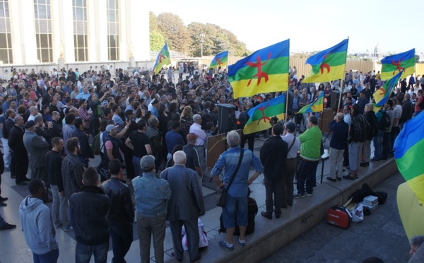 La diaspora kabyle en France rend hommage à Hervé Gourdel (Vidéo)