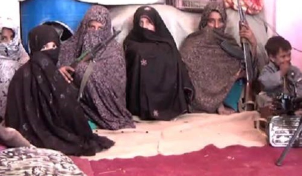 Une mère afghane a abattu 25 Talibans pour venger la mort de son fils