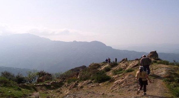 Kabylie : Randonnée entre Tirurda et Azru n Thur